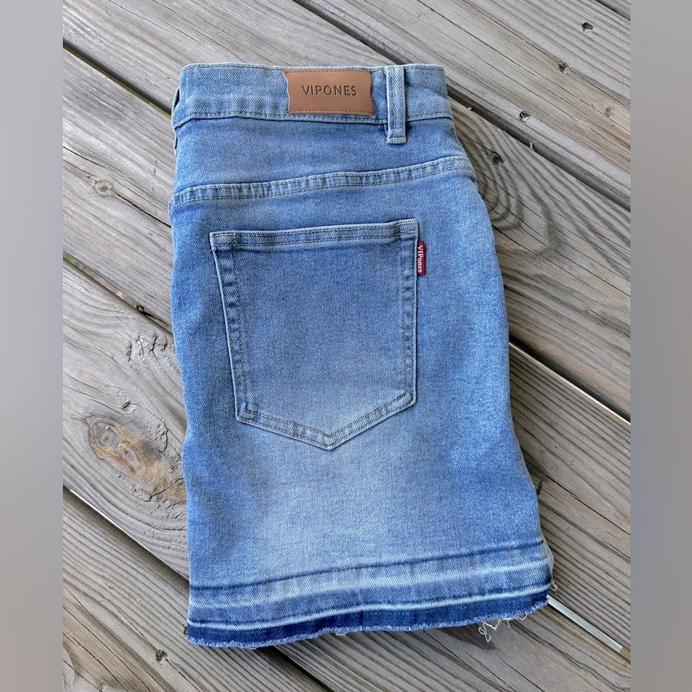 VIPONES Denim Skirt‎ size 10